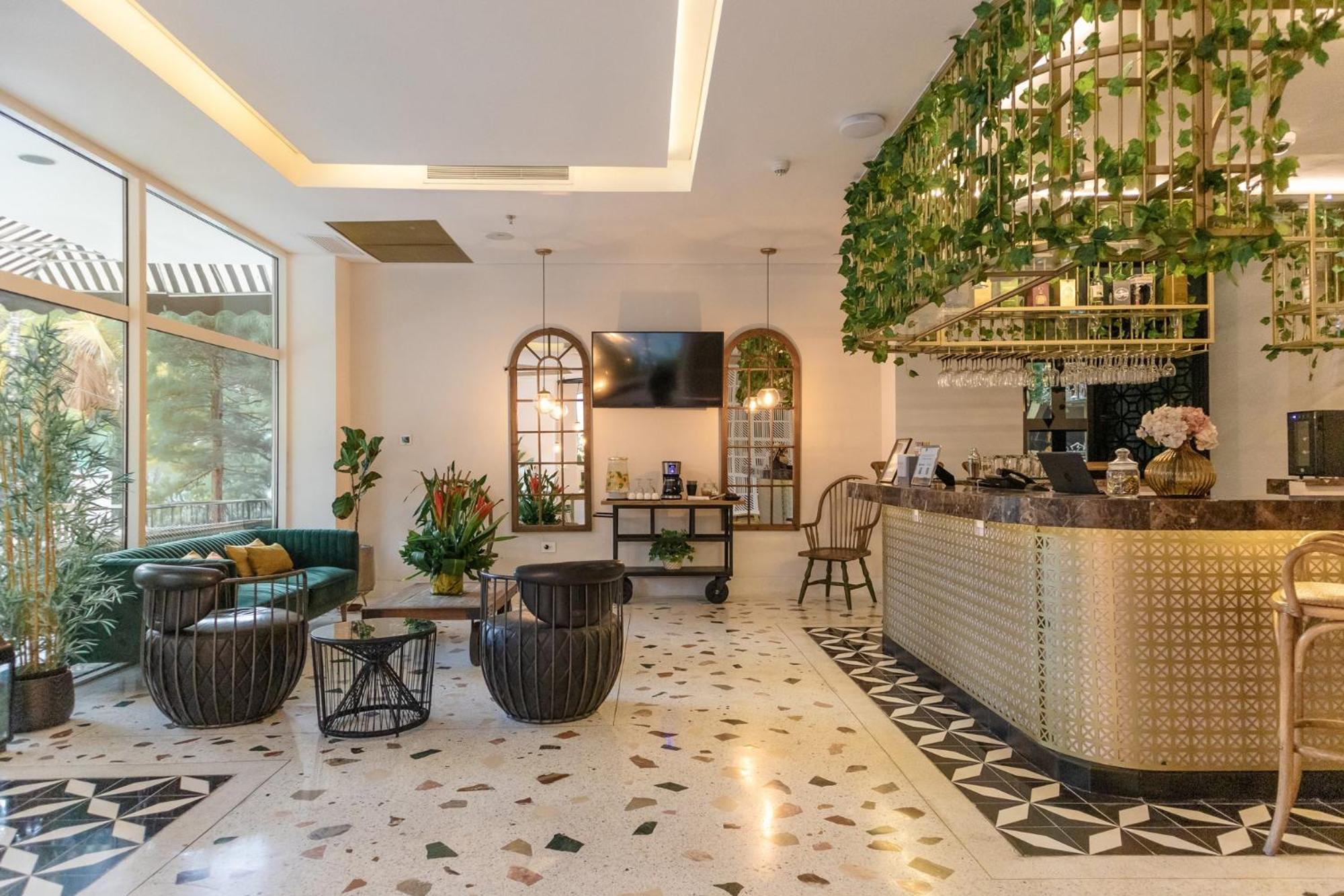Faranda Collection Barranquilla, A Member Of Radisson Individuals Hotel Barranquilla  Luaran gambar The lobby of the hotel
