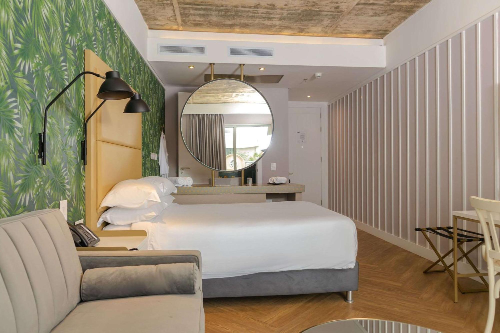 Faranda Collection Barranquilla, A Member Of Radisson Individuals Hotel Barranquilla  Luaran gambar Deluxe room