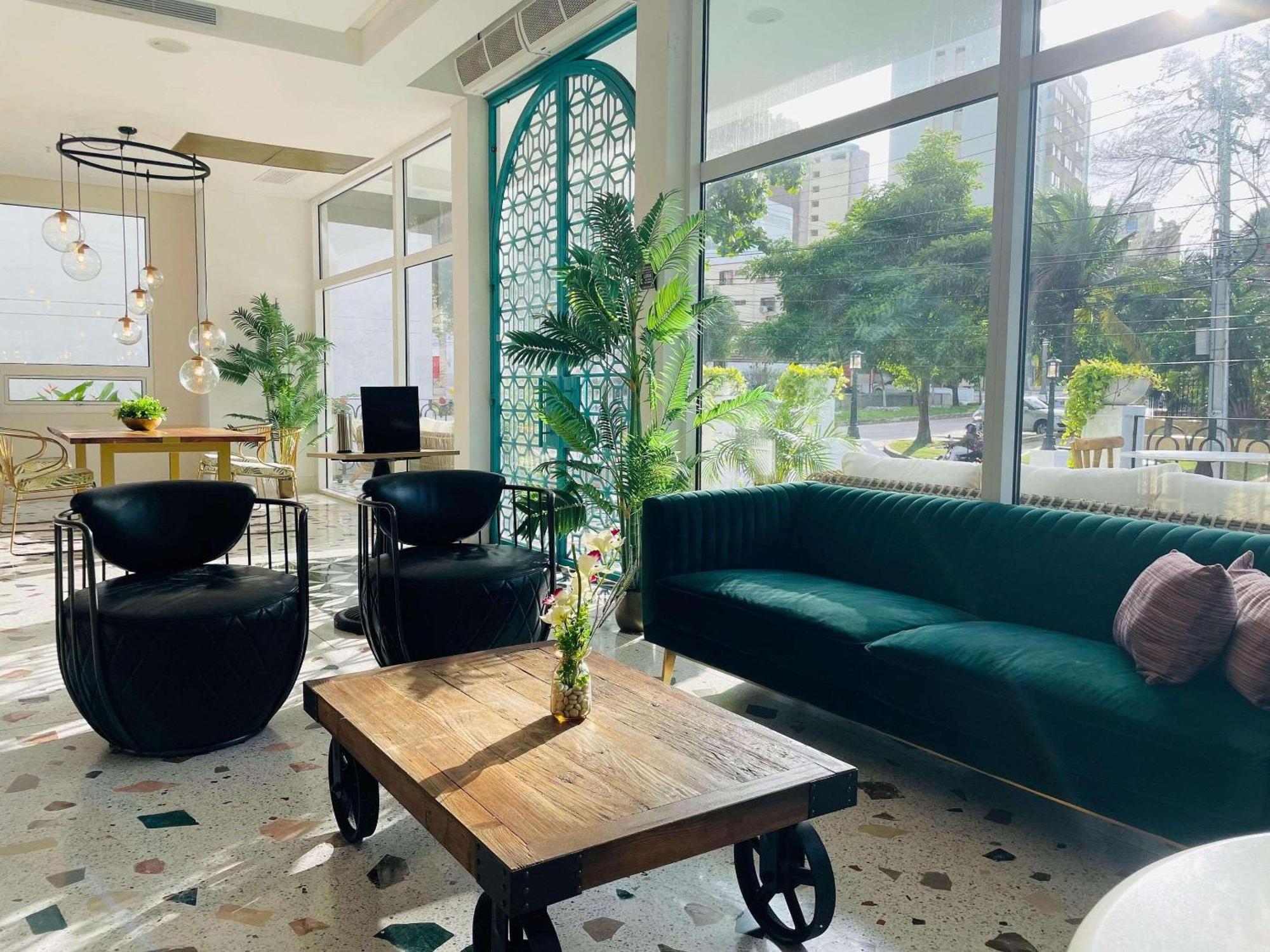 Faranda Collection Barranquilla, A Member Of Radisson Individuals Hotel Barranquilla  Luaran gambar The lobby of the hotel