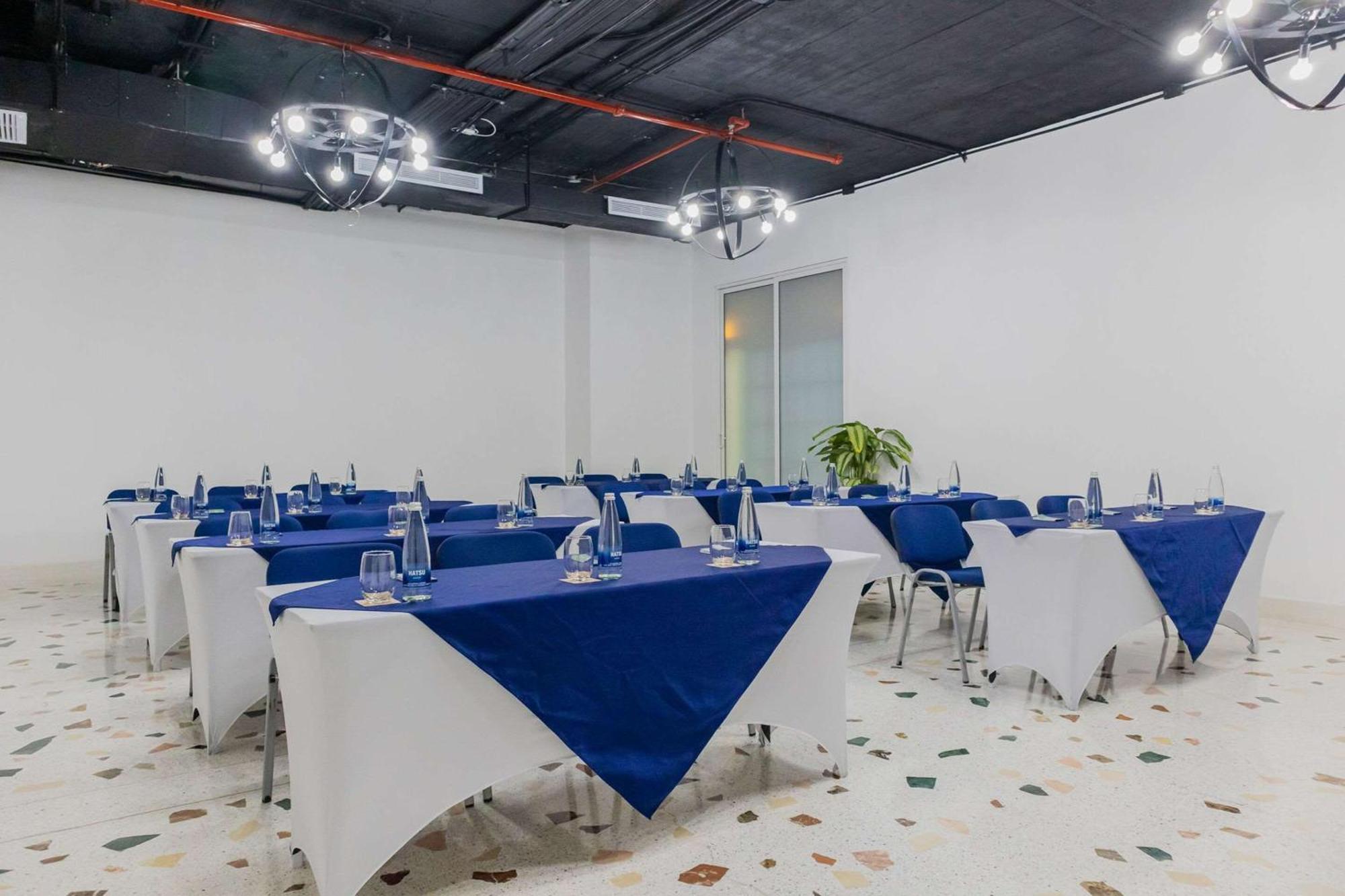 Faranda Collection Barranquilla, A Member Of Radisson Individuals Hotel Barranquilla  Luaran gambar Meeting room